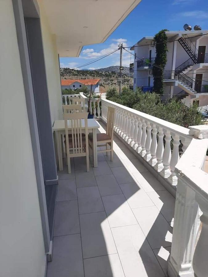 Green Apartments Ksamil Exterior foto